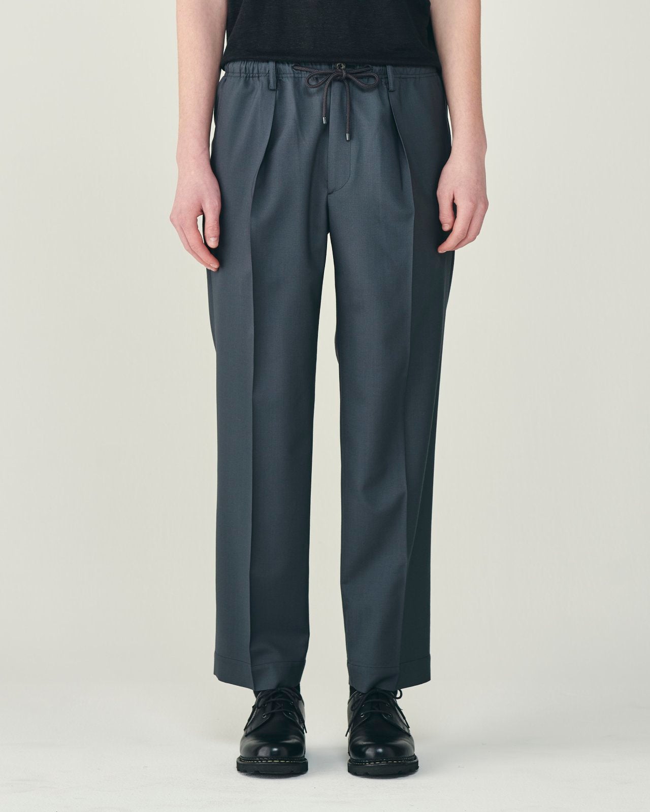 オーガニックウール2/80トロピカル / ワンタックテーパードイージーパンツ, Charcoal